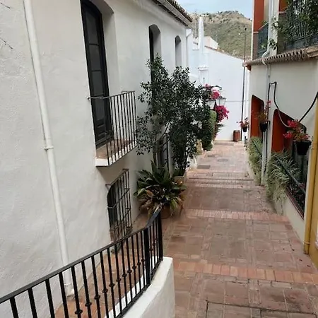 Village house Benahavis Ferienhaus