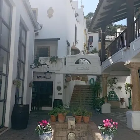 Village house Benahavis